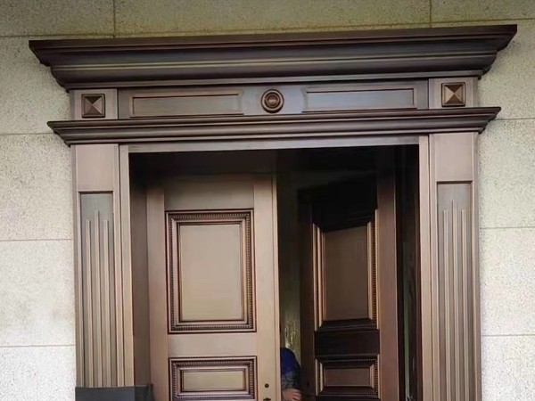 廣東佛山愛唯銅藝銅門廠家——簡(jiǎn)約風(fēng)格別墅銅門